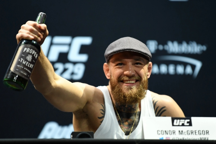Dricus du Plessis Says MMA Fighters Have To Thank Conor McGregor: “He’s Transformed It”